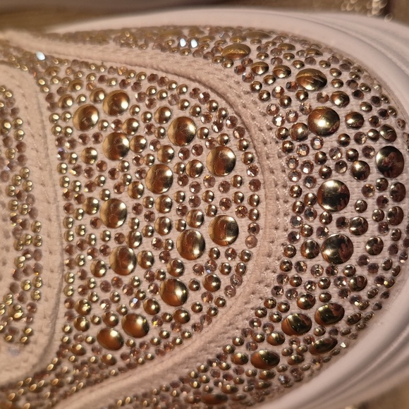 Michael Kors Hayes Lace Up Sneaker - Picture 7 of 8